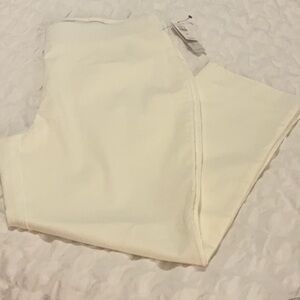 NewTalbots Women's Light Cream Ankle pants size 8P
